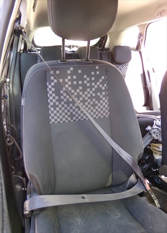 Cinturon Delantero Derecho