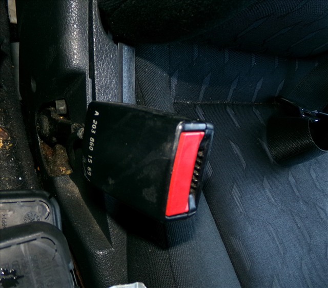 Enganche Cinturon Delantero Izquierdo