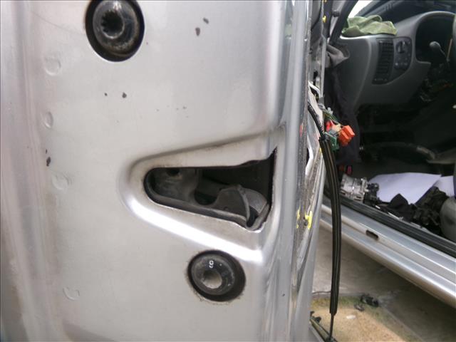 Cerradura Delantero Izquierda