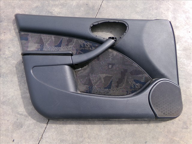 Guarnecido Delantero Izquierdo