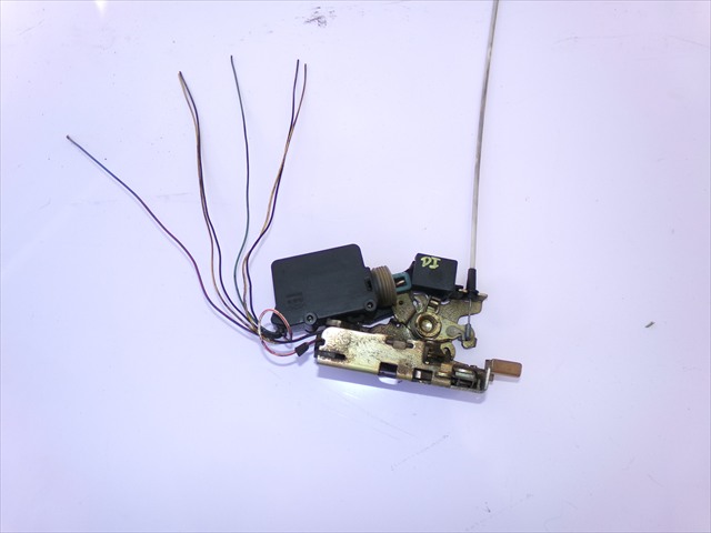 Cerradura Delantero Izquierda