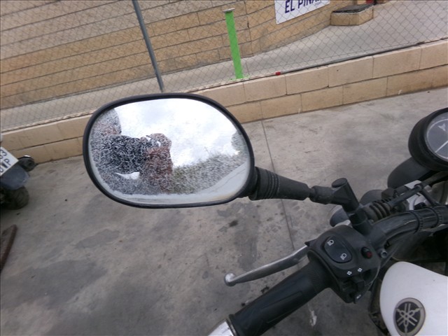 Retrovisor Izquierdo