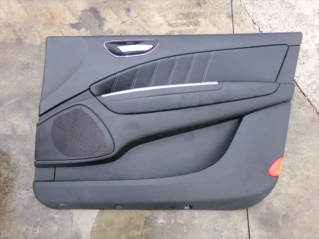 Guarnecido Delantero Derecho