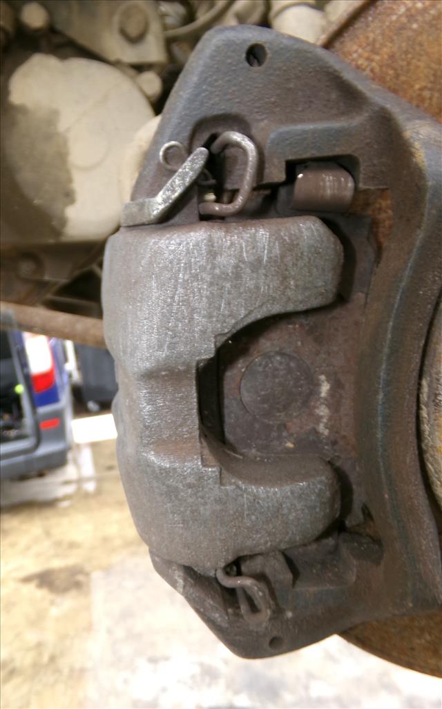 Pinza de Freno Delantera Izquierda
