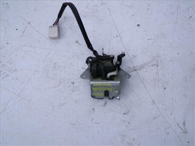 Cerradura Porton Maletero