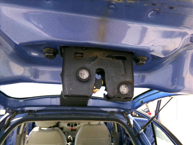 Cerradura Porton Maletero