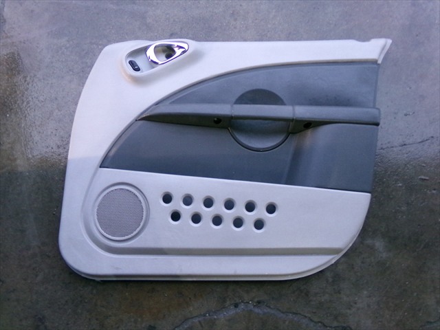 Guarnecido Delantero Derecho