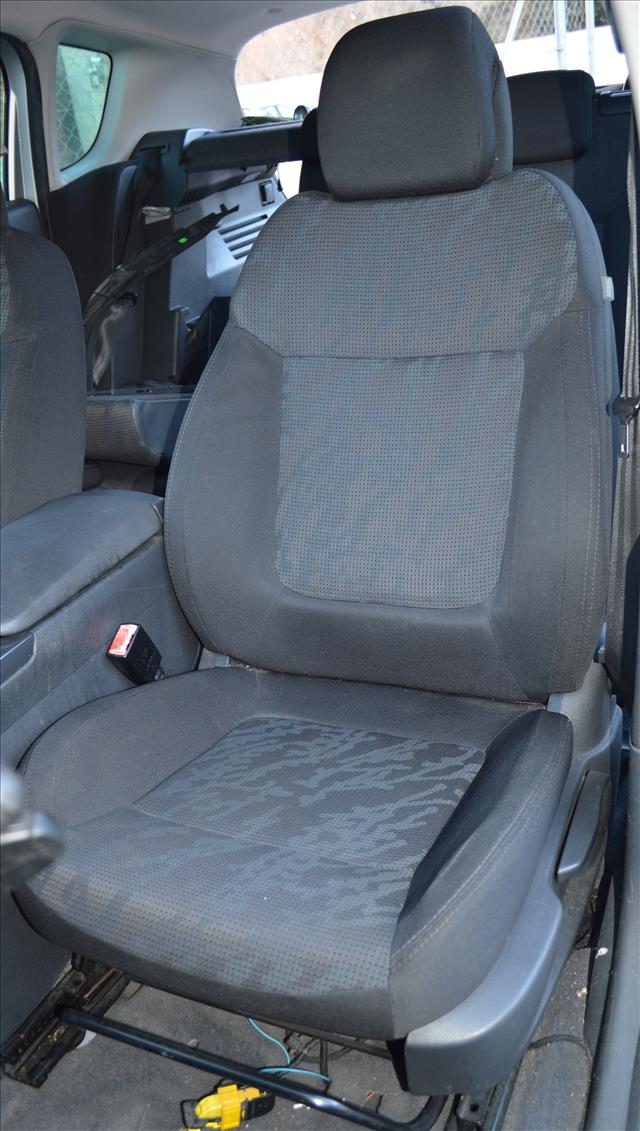 Asiento Delantero Izquierdo