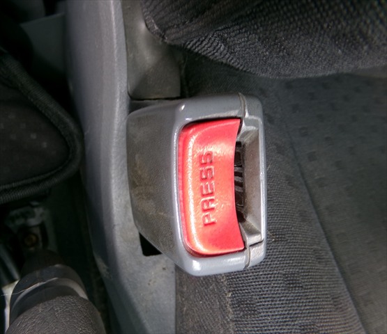 Enganche Cinturon Delantero Izquierdo