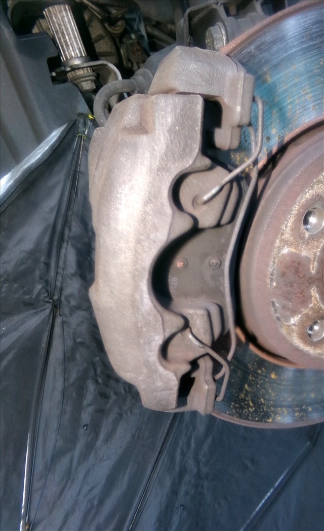 Pinza de Freno Delantera Izquierda