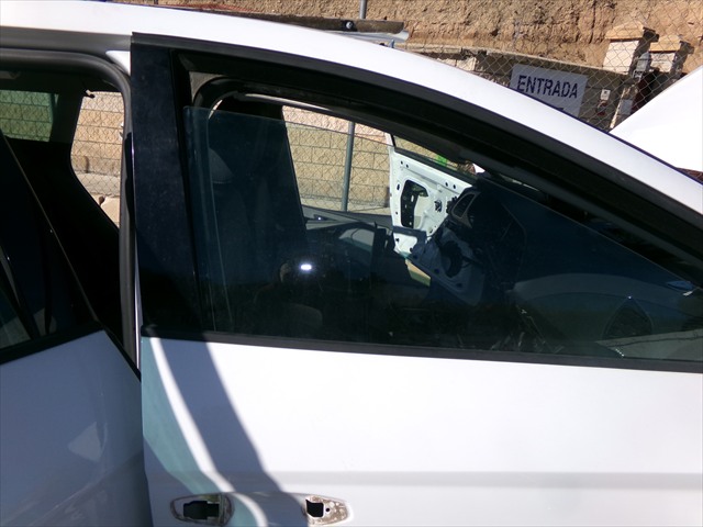 Cristal Puerta Delantera Derecha