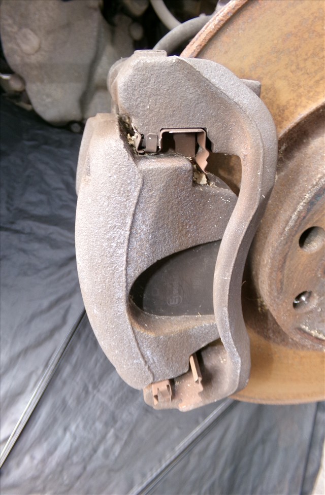 Pinza de Freno Delantera Izquierda