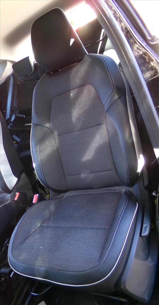 Asiento Delantero Izquierdo