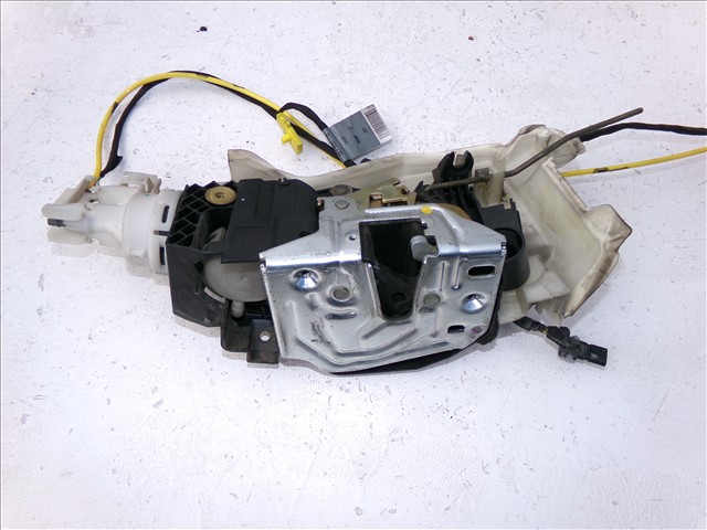 Cerradura Delantero Derecha