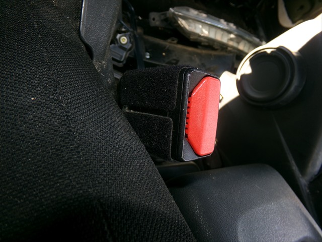 Enganche Cinturon Delantero Derecho