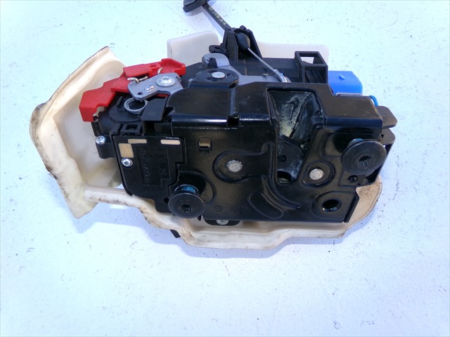 Cerradura Delantero Izquierda