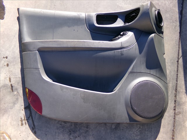 Guarnecido Delantero Izquierdo