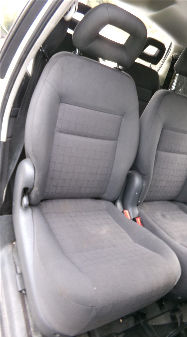 Asiento Trasero Derecho