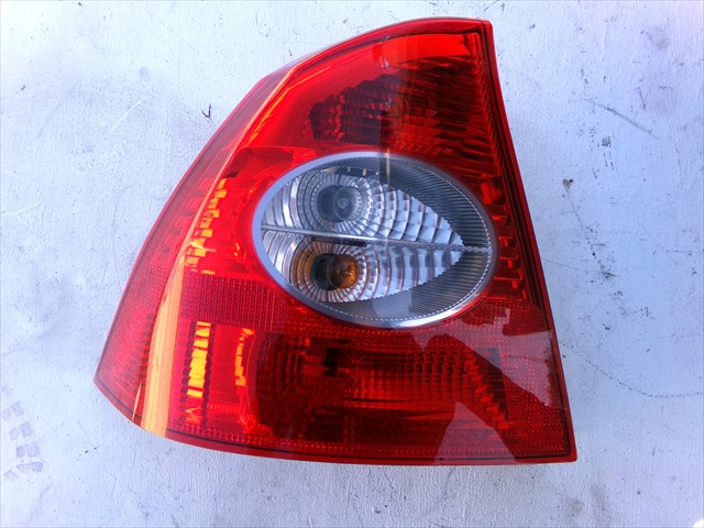 Piloto Trasera Izquierda