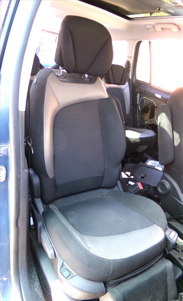 Asiento Delantero Derecho